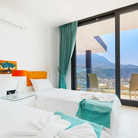 Unlimited 5 Bedroom Luxury With Infinity Pool